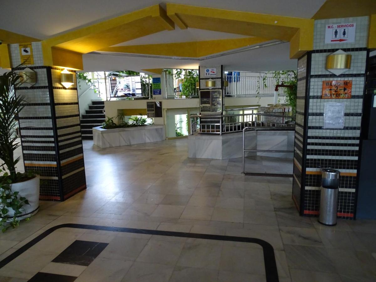 Apartamento En Benalbeach Benalmadena Luaran gambar